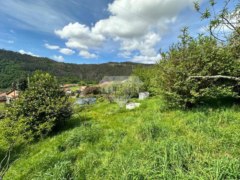 Foto 08dcece9-1078-4c0f-98ae-28de53bdbfce. Xalet amb calefacció aparcament piscina a Lama (A)