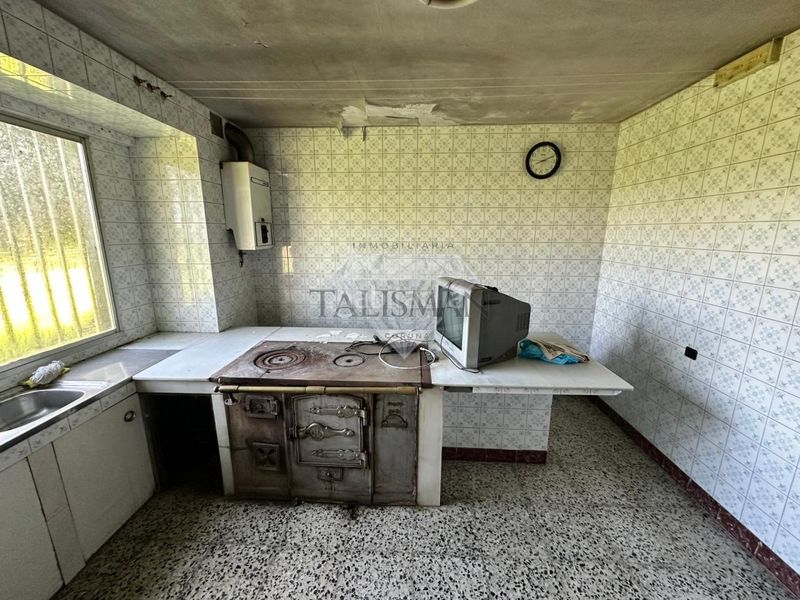 Foto ac0fa3c0-f411-42dc-b3df-2cb3a9748ecb. Maison dans Estrada (A)