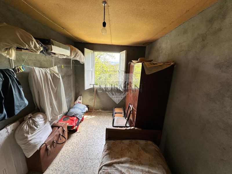 Foto d7026074-ad9b-4e63-81b1-5a96a77a3f08. Haus mit heizung parking in Melide