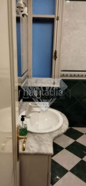 Foto 36e1a9db-4e65-4226-899d-58882f32f730. Rent flat with heating in Ensanche Coruña (A)