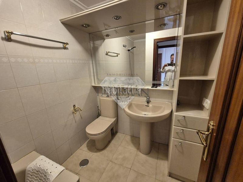 Foto 54cd57fb-c33e-4b72-9148-2f2c15633252. Rent flat with heating in Monte Alto - Zalaeta - Atocha Coruña (A)