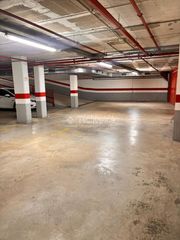Aparcament cotxe a Riera Seca. Boxplaza de garaje en venta en mollet del vall�s