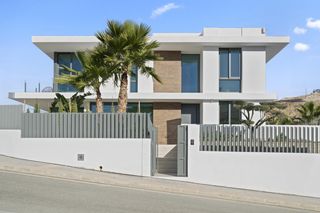 Maison  Munich. Exclusivas villas de diseño con vistas al skyline de benidorm de