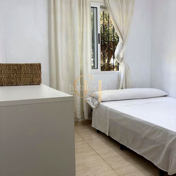 Foto 7e5b7a68-0dce-479e-916a-c1037e3164f4. Casa amb piscina a Los Balcones-Los Altos Torrevieja