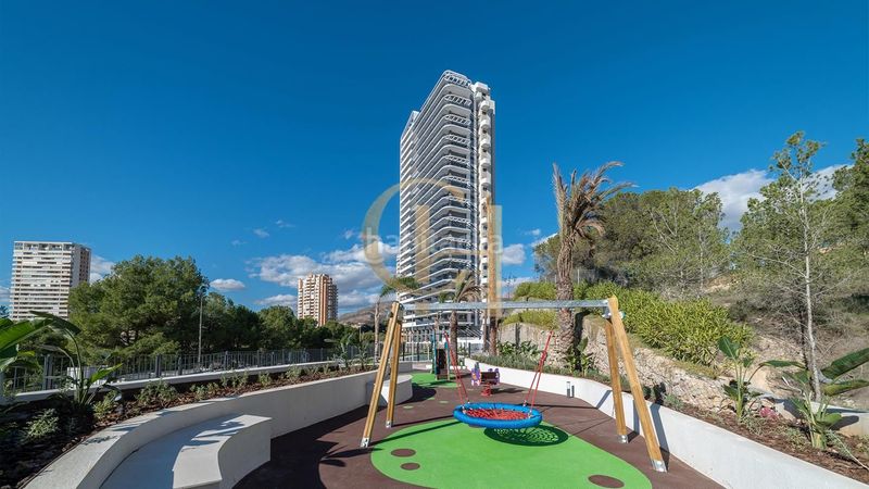 Foto 252e58d1-12ba-42ab-80da-e2e8fdd33a01. Pis a Playa Poniente Benidorm