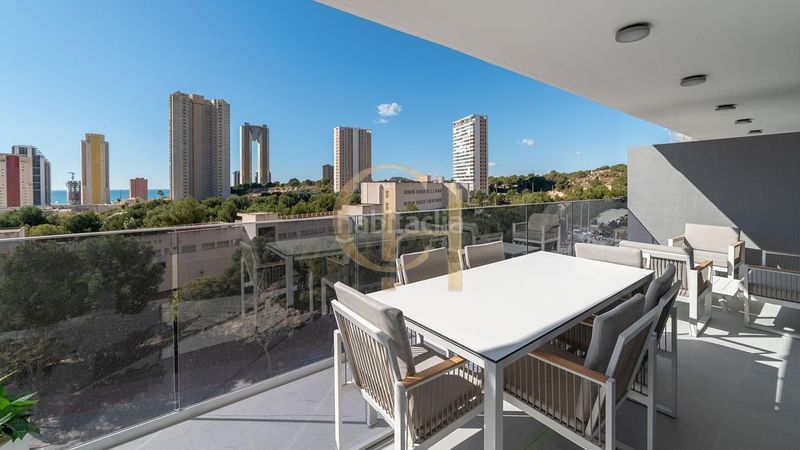 Foto 4b0e93fc-81ed-4d22-9292-90efd5952aad. Pis a Playa Poniente Benidorm