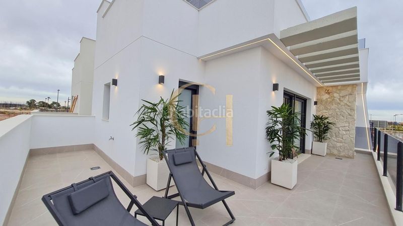 Foto da79951b-4749-4f17-8582-ea752eeb6f86. Casa amb calefacció piscina a Centro Alcázares (Los)