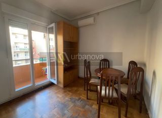 Pis en Residencia. Piso en venta en avda. la paz, 3 dormitorios.