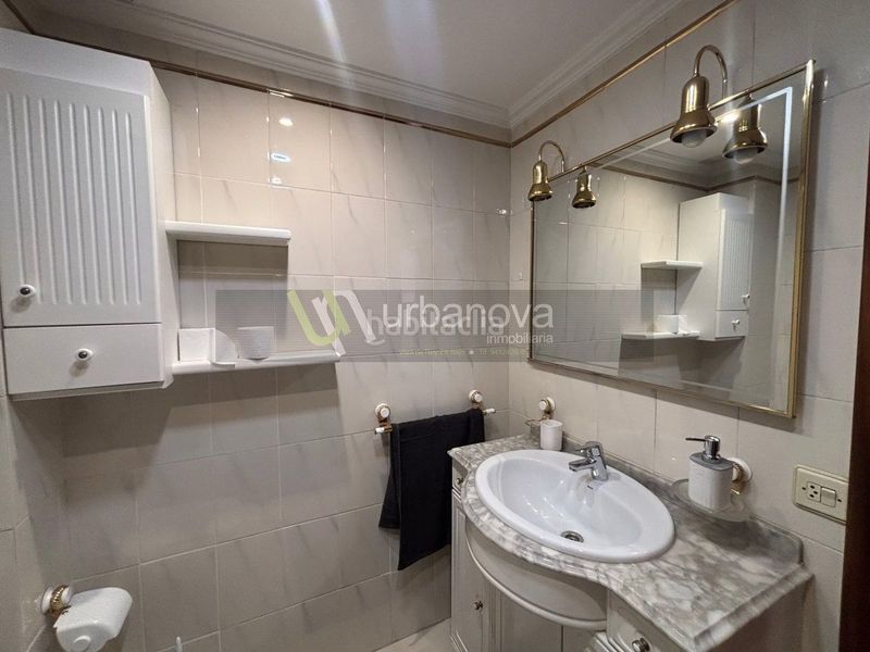 Foto 5d2c6951-6864-4eb1-9c53-95999b505c81. Rent flat with heating in Jesuitas Logroño