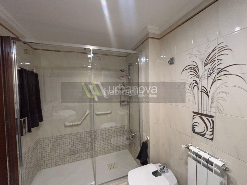 Foto 953d8e5d-39c8-456e-bd1a-289e1e4d00a5. Rent flat with heating in Jesuitas Logroño