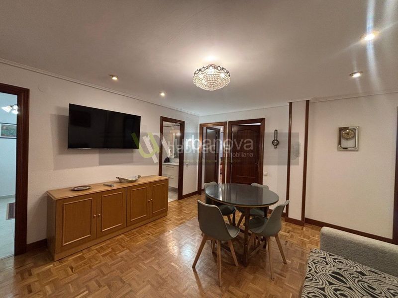 Foto b2676cb1-f138-403b-bd35-d51658eeb801. Rent flat with heating in Jesuitas Logroño