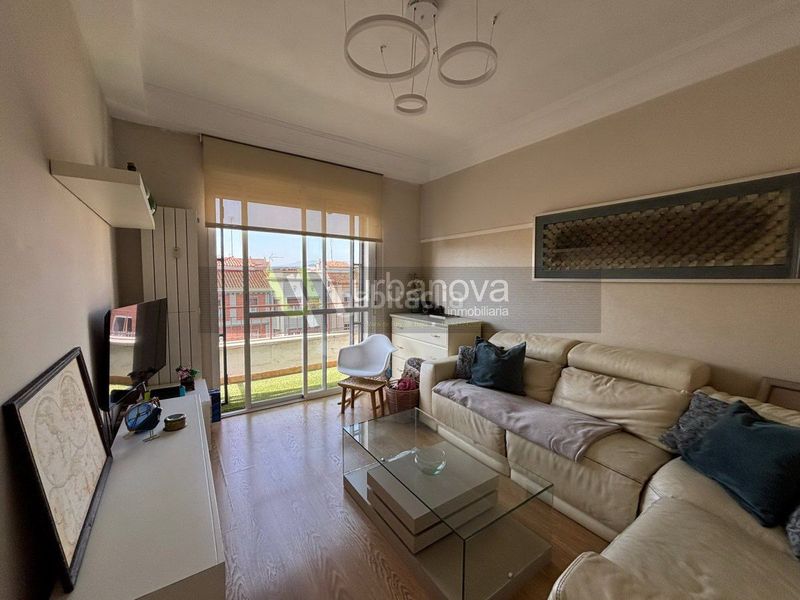 Foto 1730b9a8-4c88-484f-8425-69536c711841. Àtic amb calefacció a Gran Via Logroño