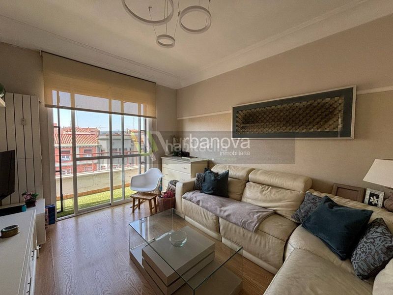 Foto 1e52c31b-78a6-4e5e-ac4a-424be4db825b. Àtic amb calefacció a Gran Via Logroño