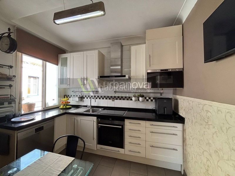 Foto 6666d37f-fed0-49a0-a177-d5314778850a. Àtic amb calefacció a Gran Via Logroño