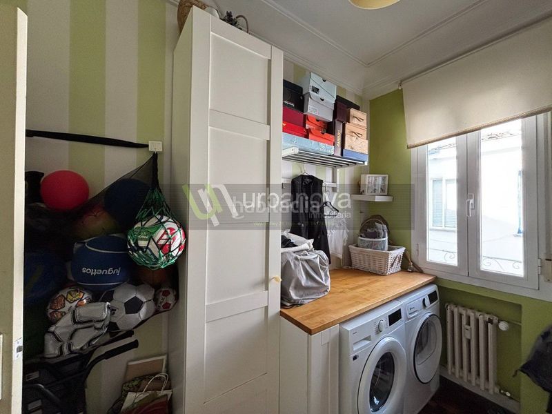 Foto 6c64a7d7-3399-4b54-bc01-b6dd301ecc35. Àtic amb calefacció a Gran Via Logroño