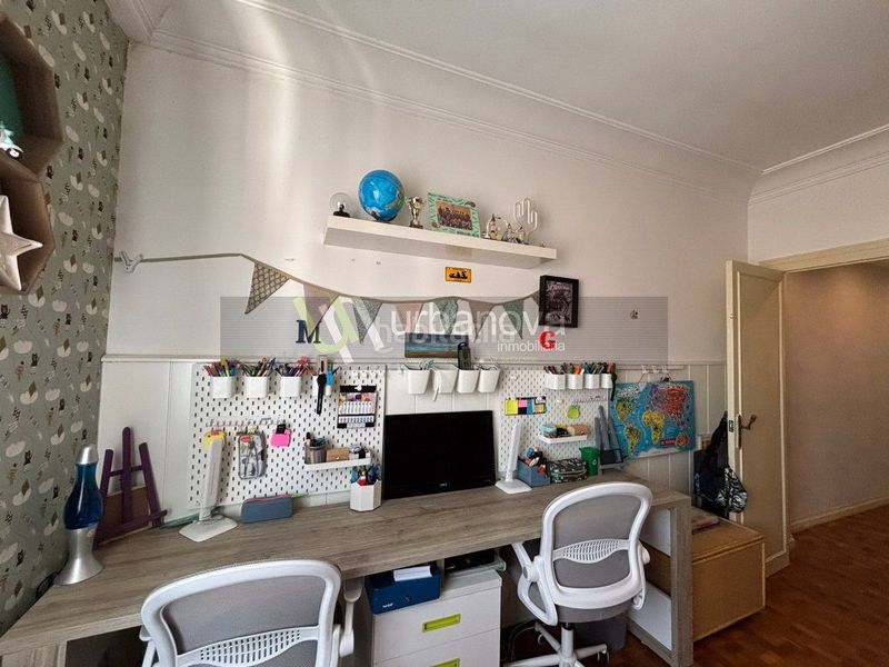 Foto 713f4c5a-1db2-43f7-8ba5-b0b4a0ffd99b. Àtic amb calefacció a Gran Via Logroño