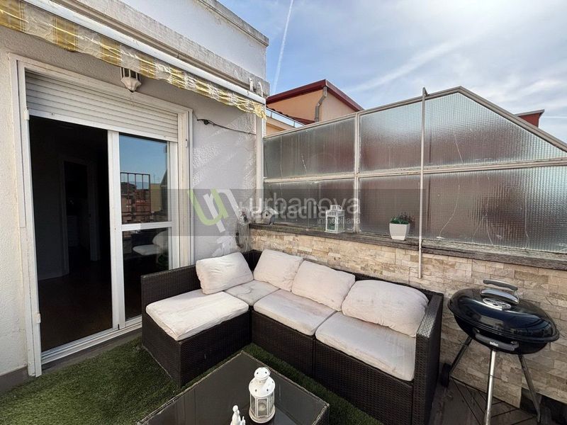 Foto c54c5a38-a425-44a4-bd94-f83d9776c5e0. Àtic amb calefacció a Gran Via Logroño