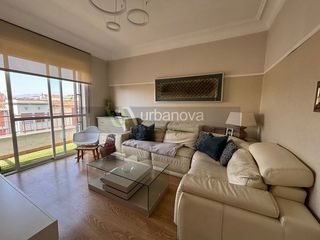�tic en Gran Via. Atico en venta en centro, 4 dormitorios.