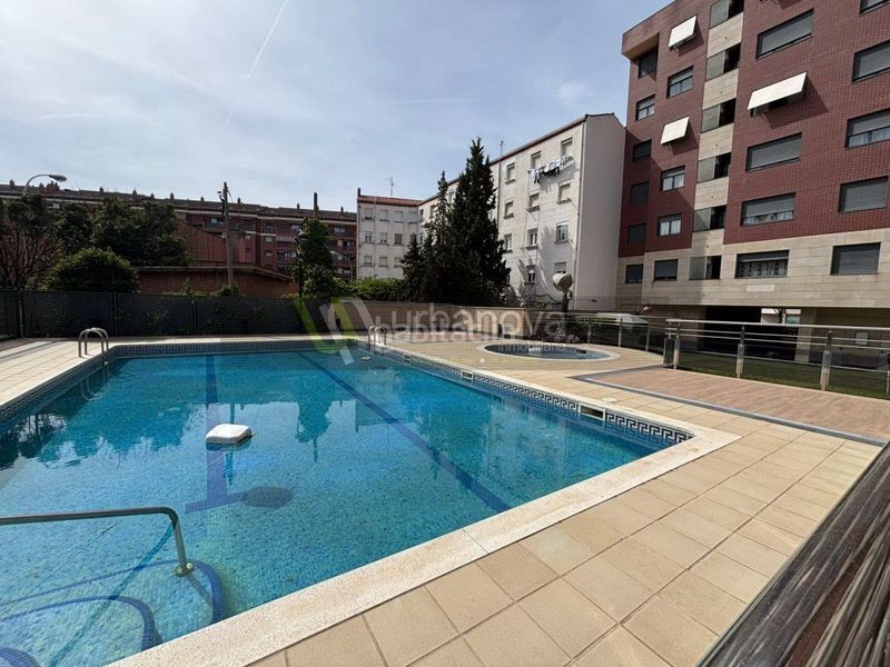 Foto bc562c04-c431-4ca9-b842-055f5652b59b. Location studio avec chauffage parking piscine dans Logroño