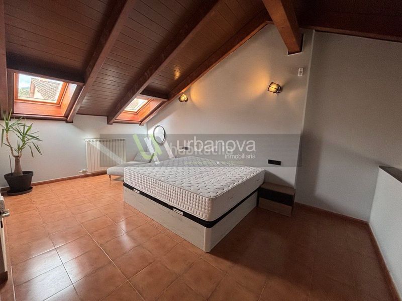 Foto 0e895d99-8719-4a60-bdf3-111df64fb155. Duplex con riscaldamento parcheggio in Sojuela