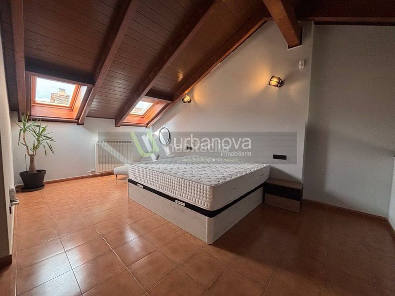 Foto 6352ca05-3285-4c7c-bd28-d6c5de7fc907. Duplex con riscaldamento parcheggio in Sojuela