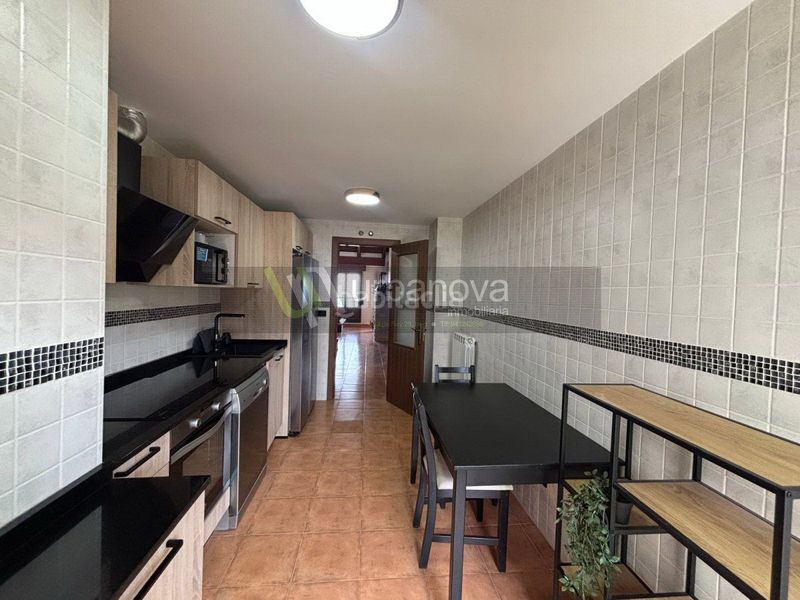 Foto 6bde7d1f-5a4a-4d47-b718-85a0aa7af36d. Duplex con riscaldamento parcheggio in Sojuela