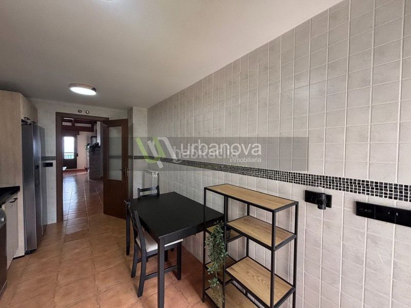 Foto 981a655c-a616-42a6-85fb-98105fc8f9fb. Duplex con riscaldamento parcheggio in Sojuela