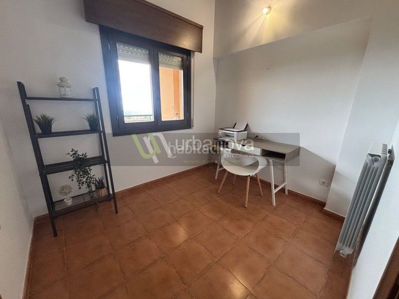 Foto 9cbb5d29-da29-4dd3-a6d1-42e074ad0324. Duplex con riscaldamento parcheggio in Sojuela