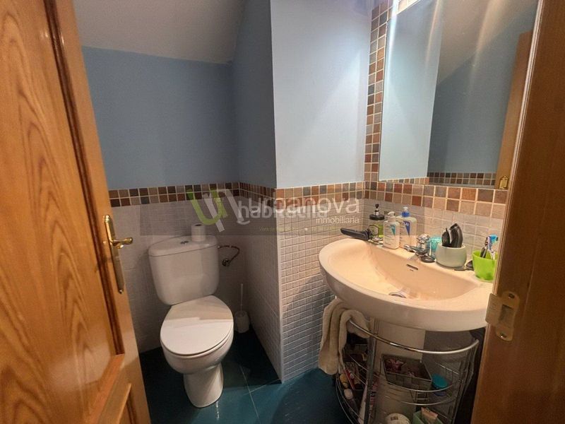 Foto 0e3f5e79-8ece-4b8e-b873-3a5f0fbfe082. Casa amb calefacció aparcament piscina a Portillejo - Valdegastea Logroño