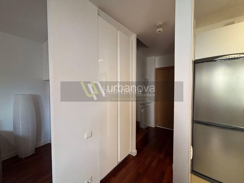 Foto d1d8660a-35e4-40ee-9943-11cb6a79fe6e. Affitto duplex con riscaldamento parcheggio in Oeste Logroño
