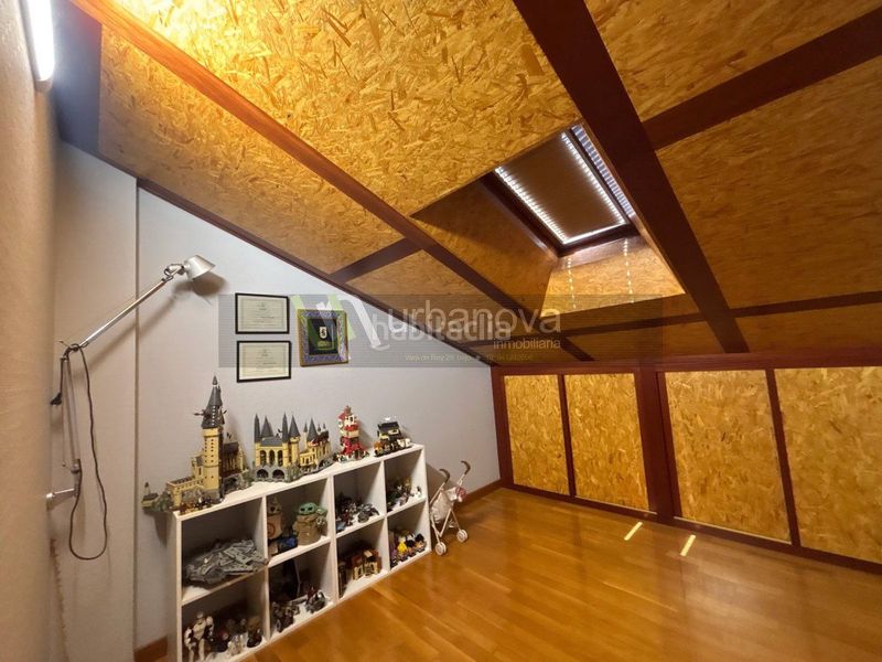 Foto 45a89e1f-3acf-4a89-8631-2fff13294218. Casa amb calefacció aparcament piscina a Avenida Madrid Logroño