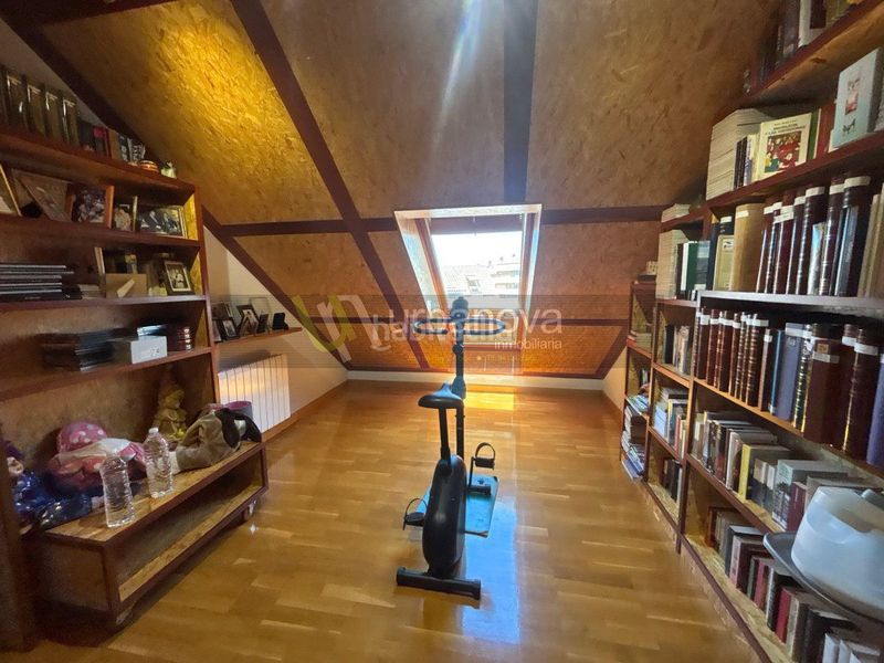 Foto a599596a-6704-4763-b15e-c641614839e7. Casa amb calefacció aparcament piscina a Avenida Madrid Logroño