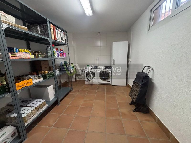 Foto d3ffa277-7192-4cc9-98b8-f1d266495826. Casa amb calefacció aparcament piscina a Avenida Madrid Logroño
