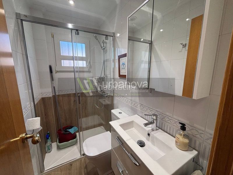 Foto def50ffc-b4a9-4086-95de-c55b00838416. Casa amb calefacció aparcament piscina a Avenida Madrid Logroño