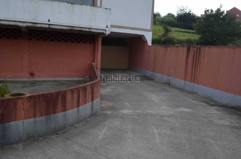 Foto 03137d29-9787-4ba7-b770-ceb3ae1d6dbf. Local comercial a Boiro