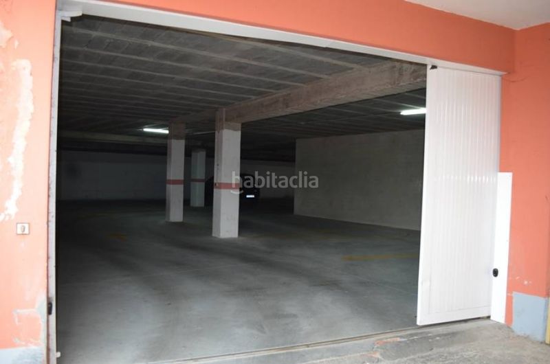 Foto 9e4cb361-4676-40c6-a6ec-4cd0d203e166. Local comercial a Boiro
