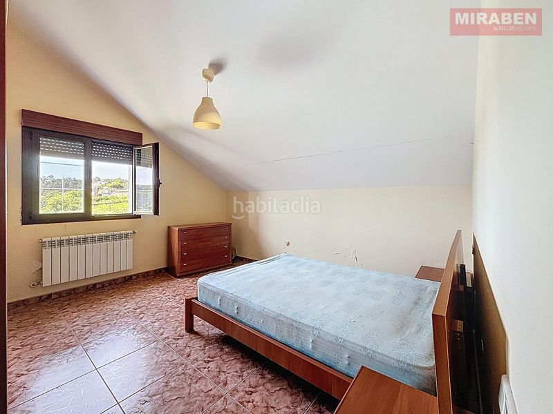 Foto b309d45a-86f2-4f4f-a9dd-7ee3e5acc9a6. Casa con riscaldamento parcheggio in Dodro