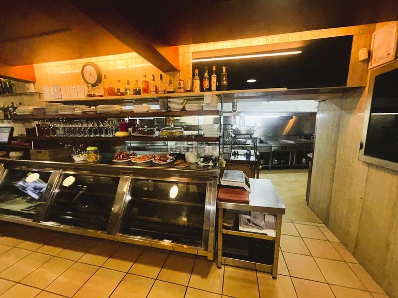 Foto 85b39ae8-0e77-4676-9a25-a9195a3d65c0. Local comercial a Teo