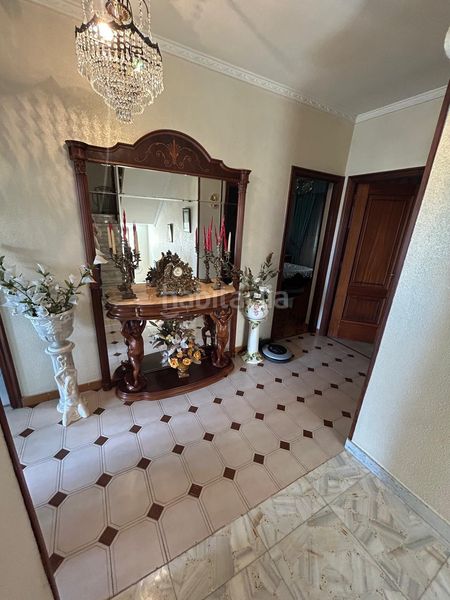 Foto 073d4040-ee6d-4716-9cda-bdda20c28237. Casa amb aparcament a Rianxo