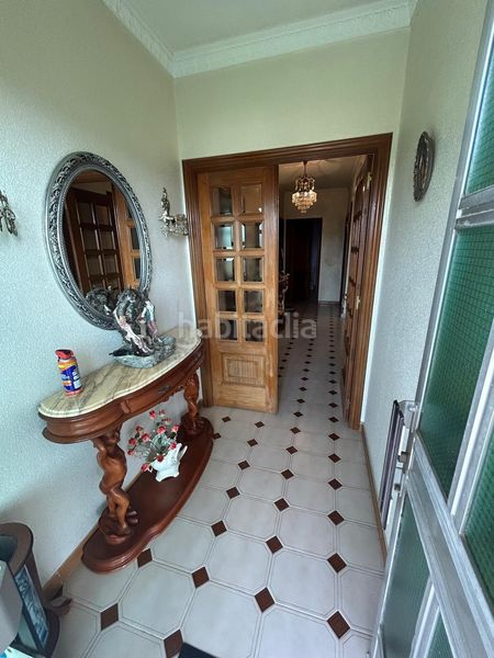 Foto 2797eddf-32c8-4f51-a8e1-fc837ea0e961. Casa amb aparcament a Rianxo