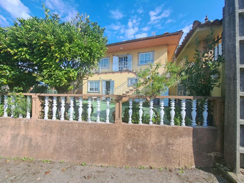 Foto 8c57476d-a1fb-4a73-8e0b-d17bae903443. Casa amb aparcament a Rianxo