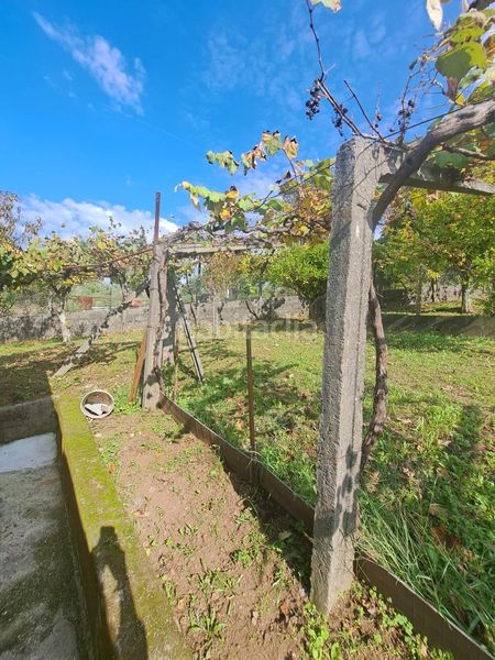 Foto 9f24ed95-3b7b-4cb9-af3c-54f7f1f5e751. Casa amb aparcament a Rianxo