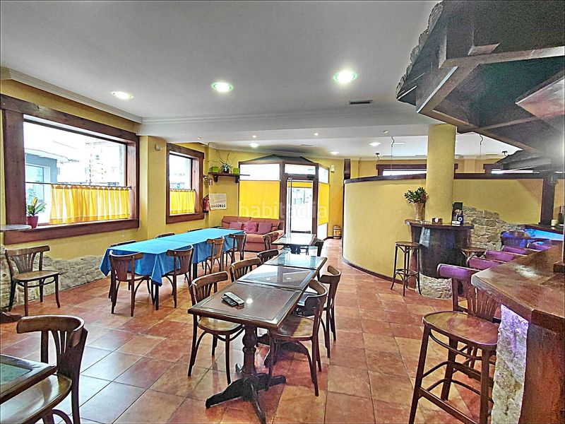 Foto 5bac5dab-8896-4df5-b084-cd6d6ed9170d. Edificio in Cuntis