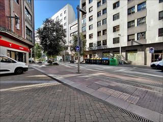 Miete Geschäftsraum  Paseo paseo de colón, 11. Alquiler de local comercial en el centro de pontevedra