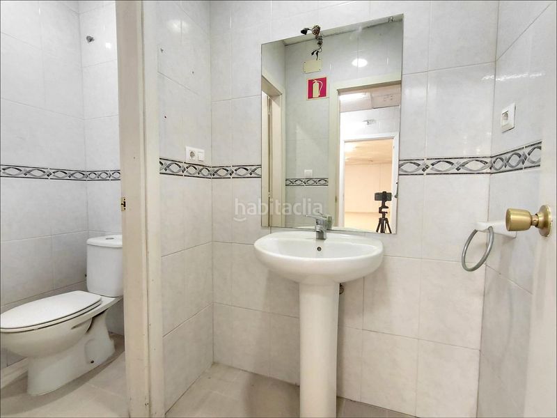 Foto f6b7946c-32c5-431a-b693-89eef211fc02. Rent business premise in Centro - Echegaray Pontevedra