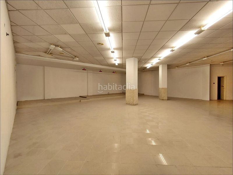 Foto f6e0319a-8072-471e-88f2-232145f35d88. Rent business premise in Centro - Echegaray Pontevedra