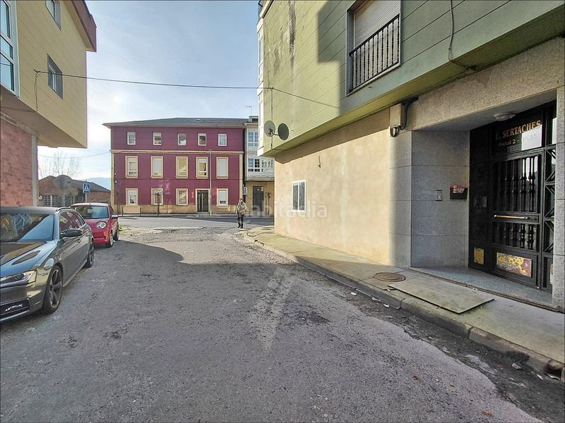 Foto 44cbfd9b-c9d9-4652-a590-31d4db08e916. Local comercial a Muros