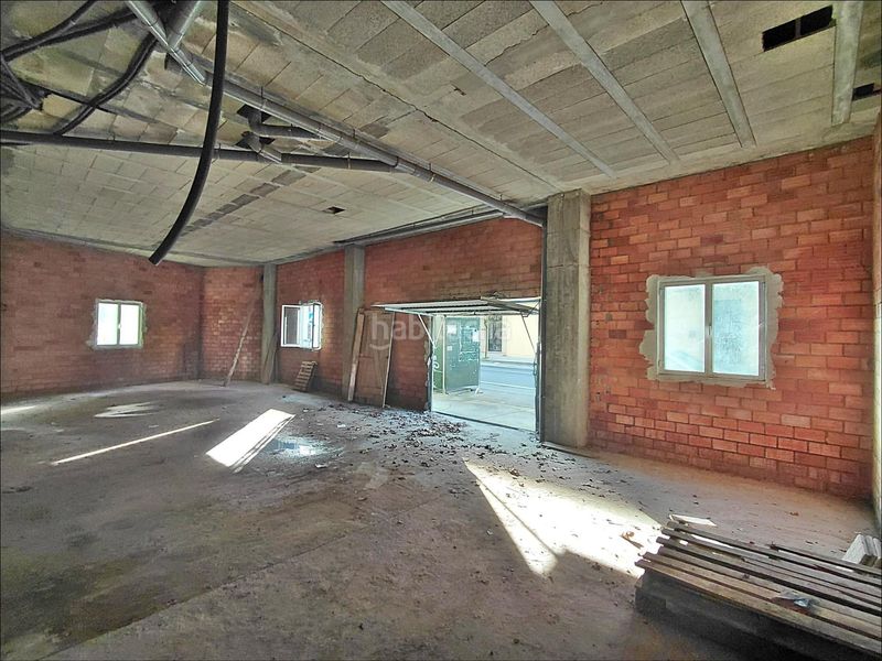 Foto a00eb1e3-2aba-4295-bb8b-882dbebd8d8f. Local comercial a Muros