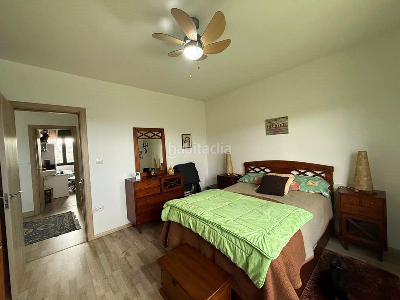 Foto 4c789508-8446-4e56-b2f3-7b50414a04be. Casa amb calefacció aparcament a Vilanova de Arousa