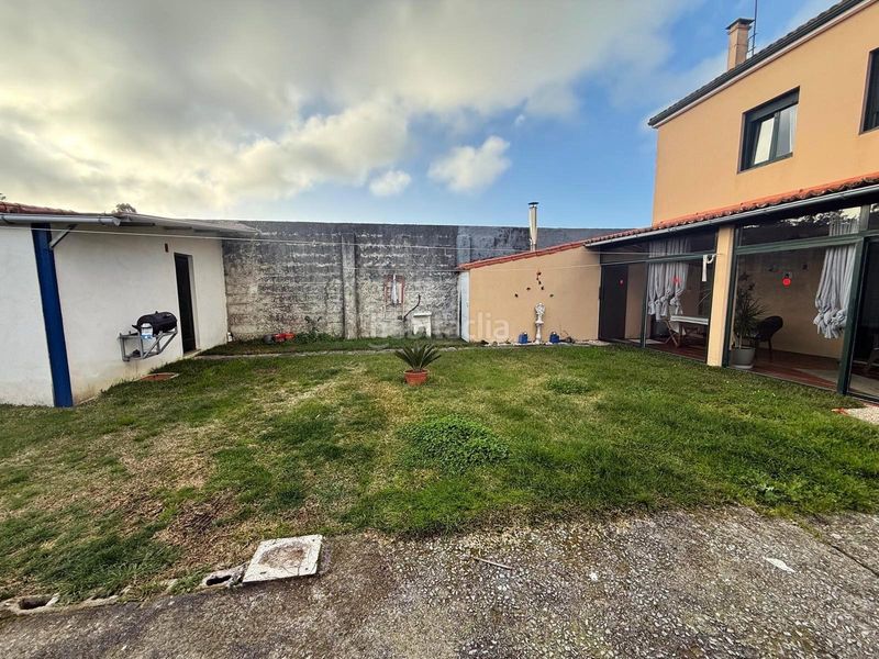 Foto fb37bce4-92d0-438e-a7b7-0345c1e775b9. Casa amb calefacció aparcament a Vilanova de Arousa